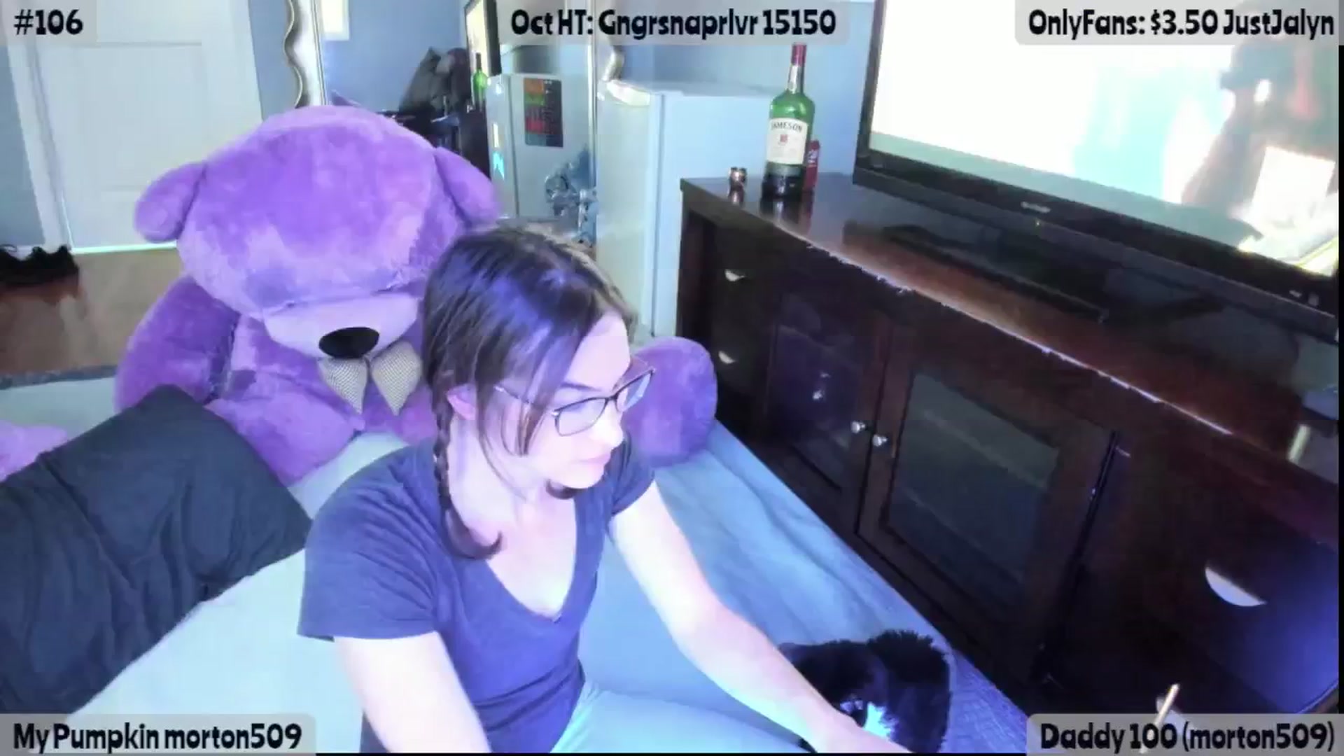Gallery image thumbnail from Jalyn's myfreecams stream on, 10/26/2025, 22:44 image 19 of 20