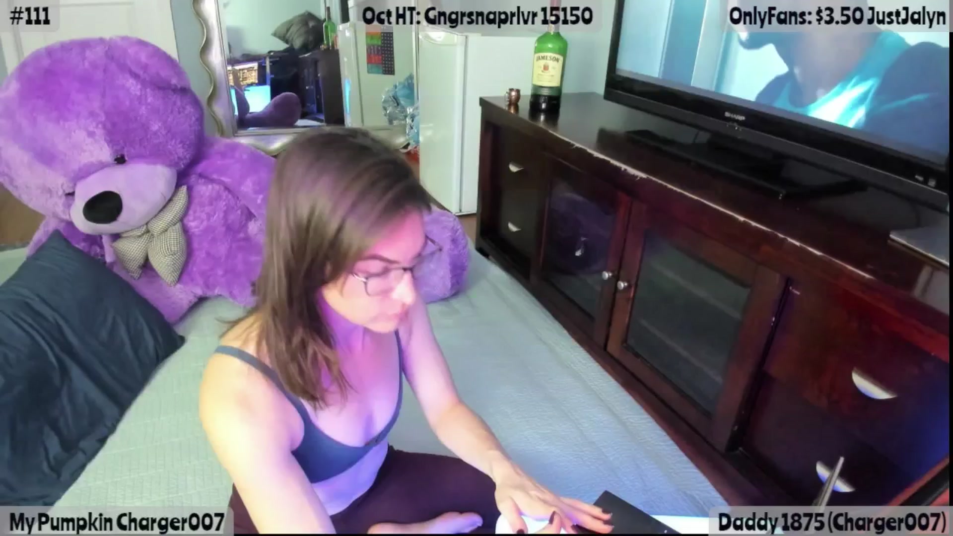 Gallery image thumbnail from Jalyn's myfreecams stream on, 10/28/2025, 01:22 image 13 of 20