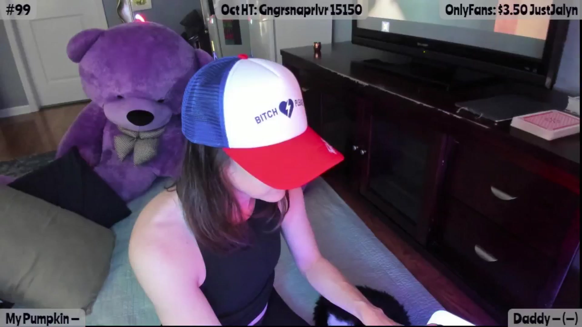 Gallery image thumbnail from Jalyn's myfreecams stream on, 10/31/2025, 01:51 image 2 of 20