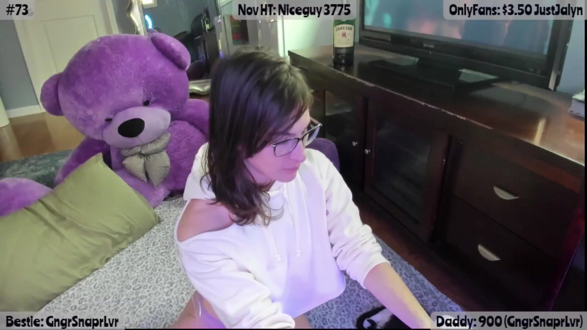 Gallery image thumbnail from Jalyn's myfreecams stream on, 11/08/2025, 14:43 image 17 of 20