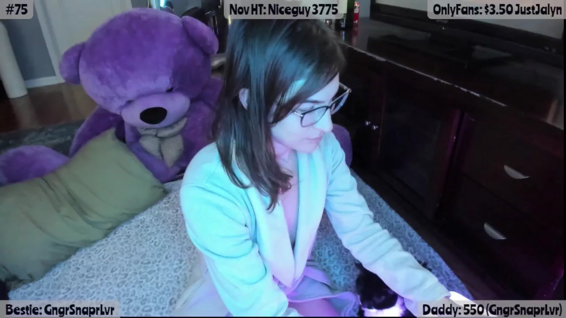 Gallery image thumbnail from Jalyn's myfreecams stream on, 11/08/2025, 14:43 image 9 of 20