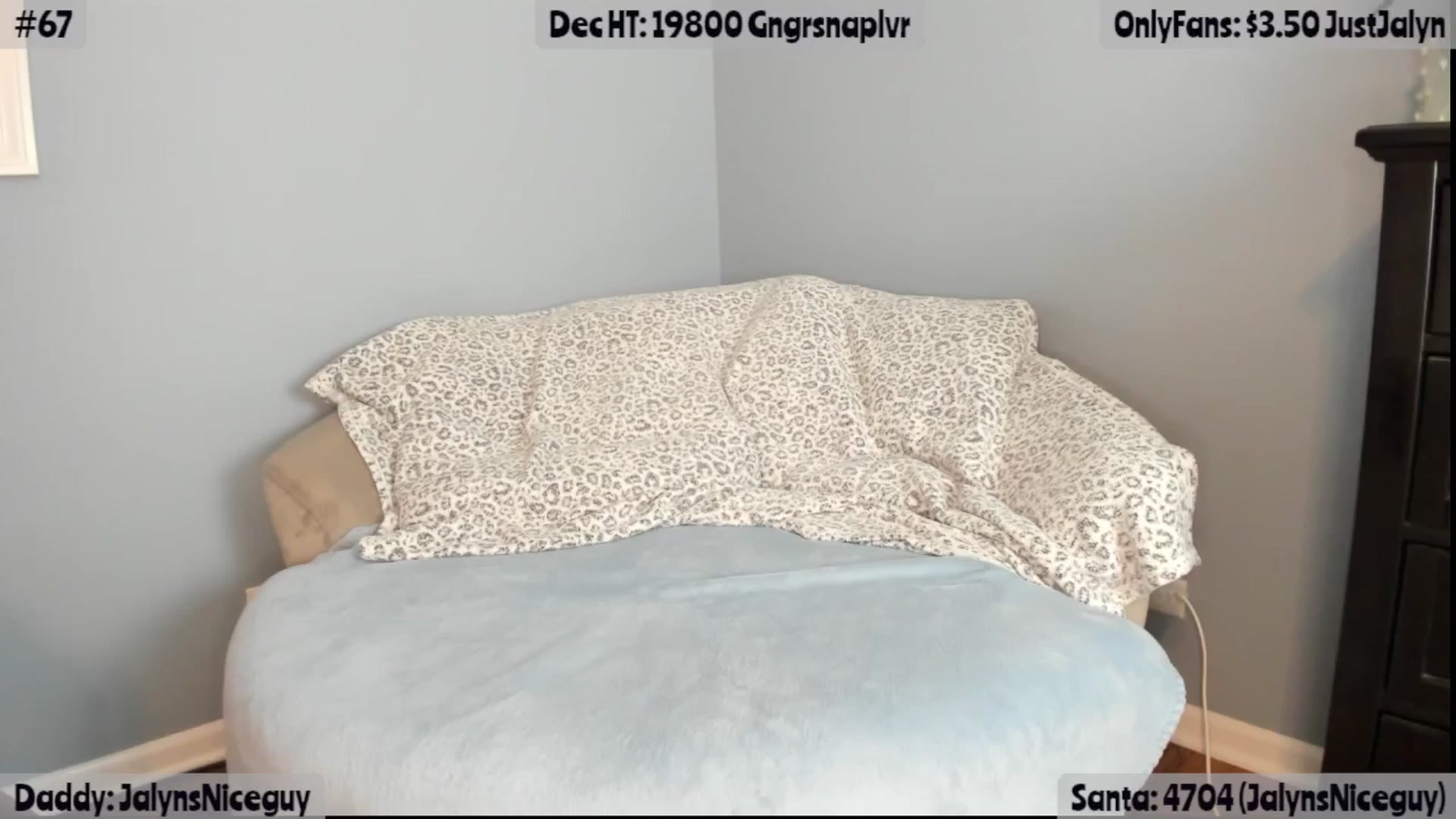 Gallery image thumbnail from Jalyn's myfreecams stream on, 12/28/2025, 23:27 image 14 of 20
