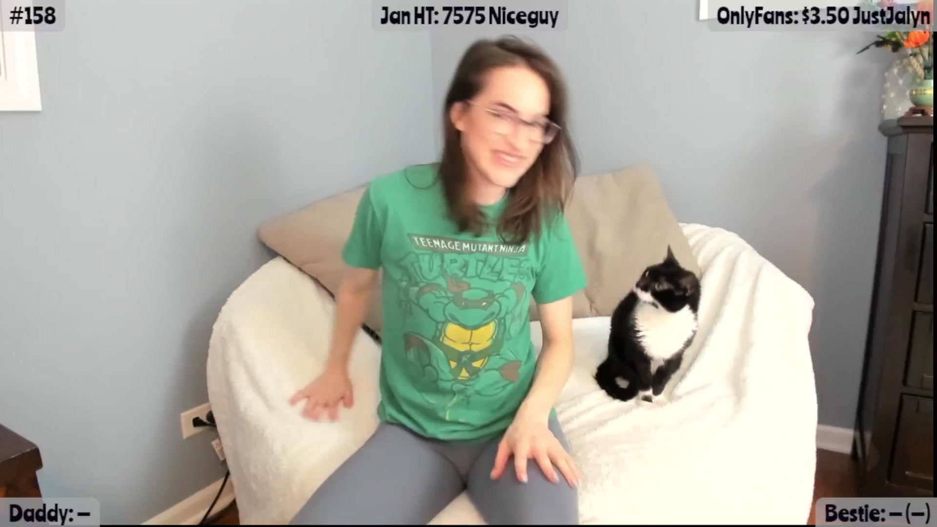 Gallery image thumbnail from Jalyn's myfreecams stream on, 01/27/2026, 24:40 image 2 of 20