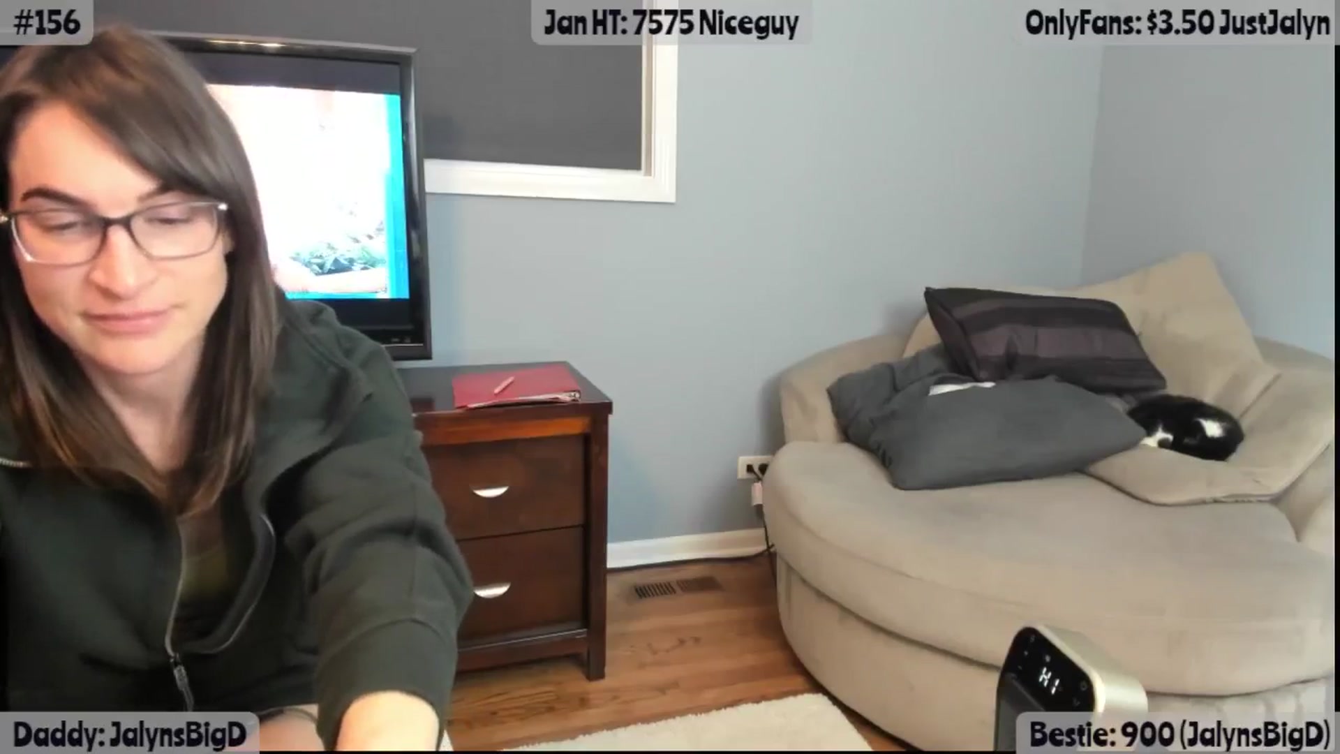 Gallery image thumbnail from Jalyn's myfreecams stream on, 01/28/2026, 24:14 image 16 of 20
