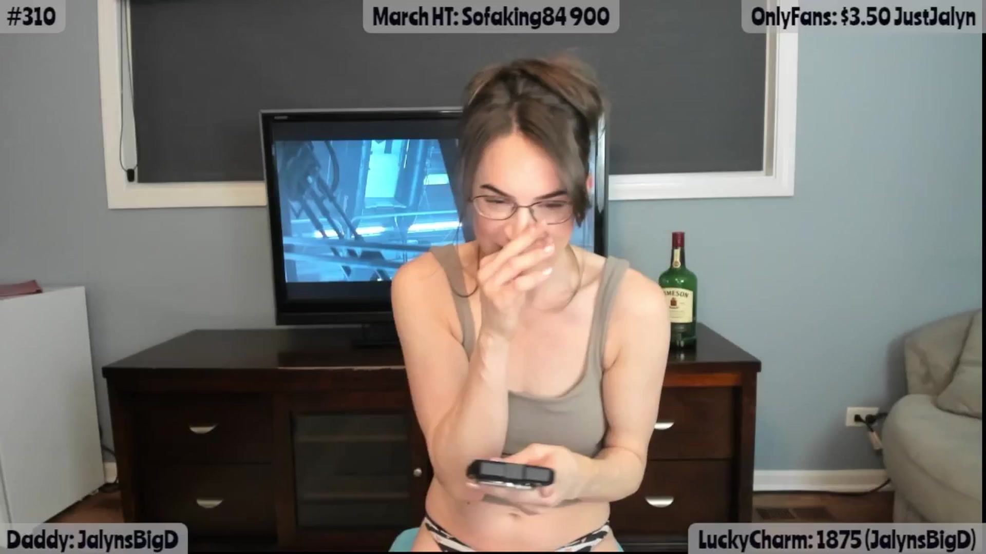 Gallery image thumbnail from Jalyn's myfreecams stream on, 03/05/2026, 01:55 image 16 of 20