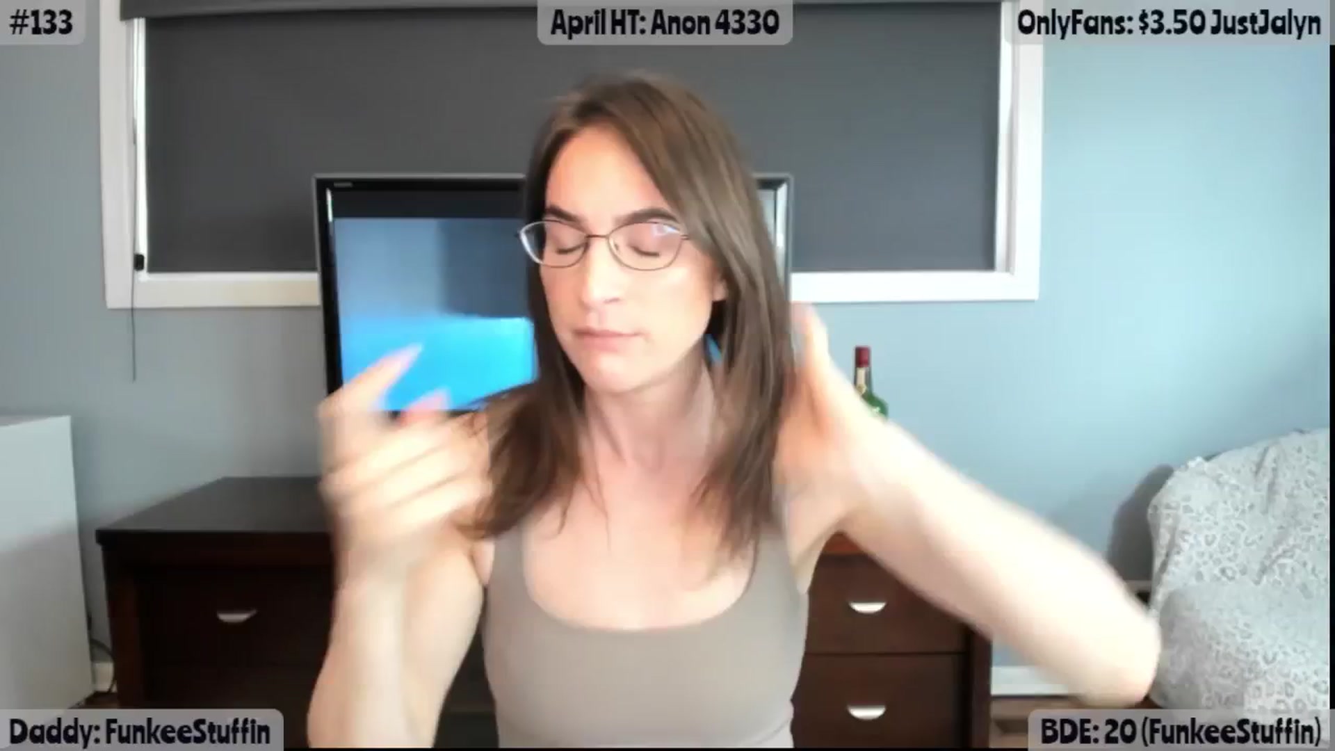 Gallery image thumbnail from Jalyn's myfreecams stream on, 04/14/2026, 24:01 image 3 of 20