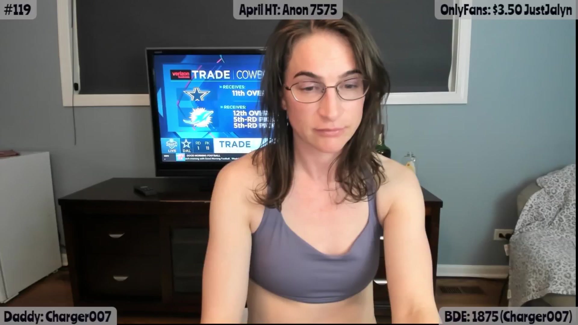 Gallery image thumbnail from Jalyn's myfreecams stream on, 04/24/2026, 01:44 image 16 of 20