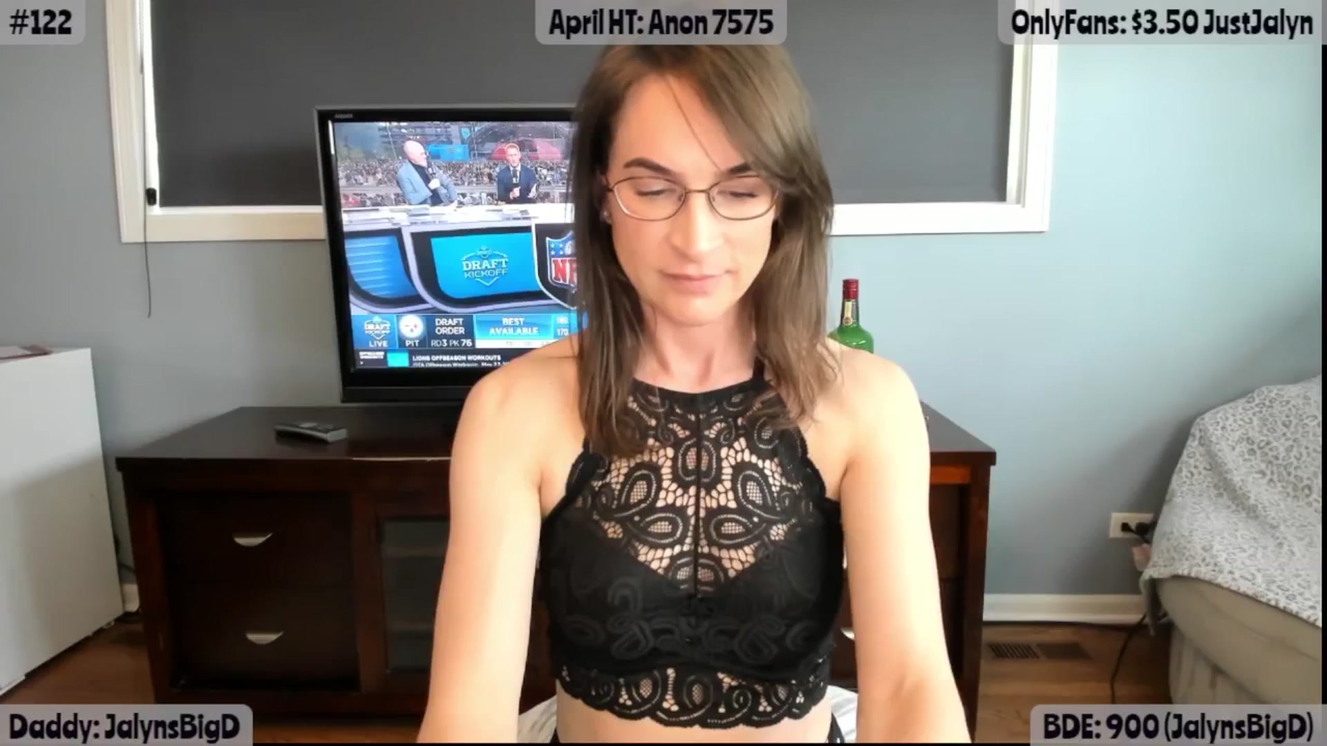 Gallery image thumbnail from Jalyn's myfreecams stream on, 04/24/2026, 23:34 image 8 of 20