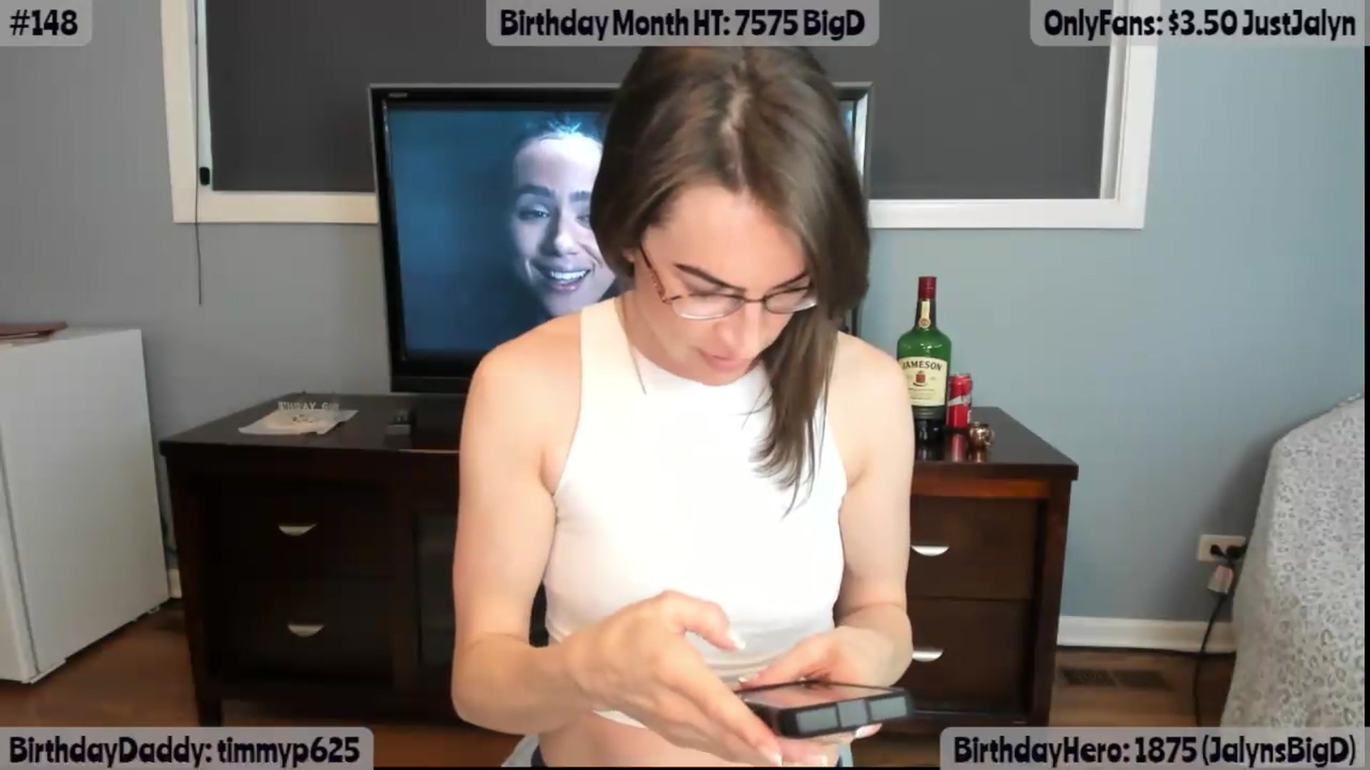 Gallery image thumbnail from Jalyn's myfreecams stream on, 05/14/2026, 01:19 image 12 of 20
