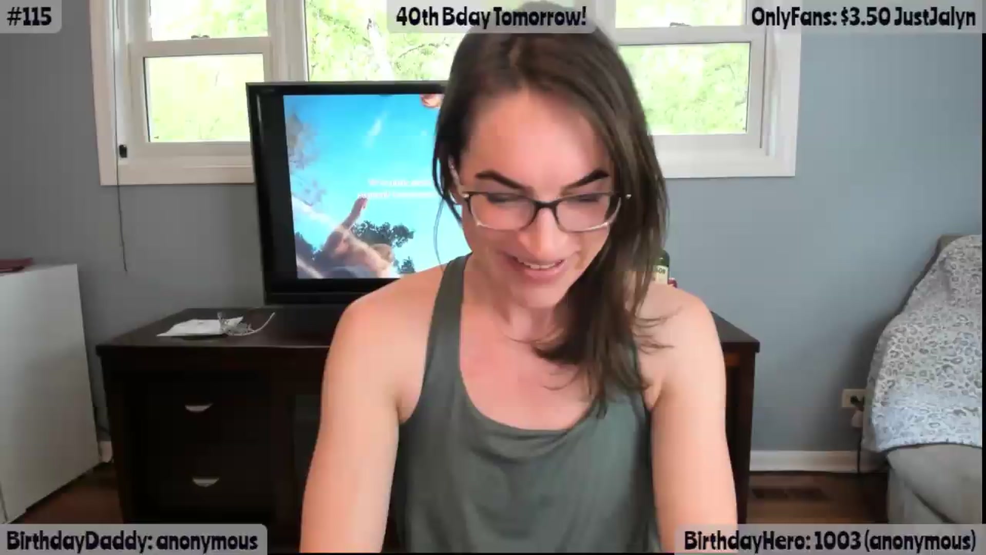 Gallery image thumbnail from Jalyn's myfreecams stream on, 05/17/2026, 23:54 image 16 of 20