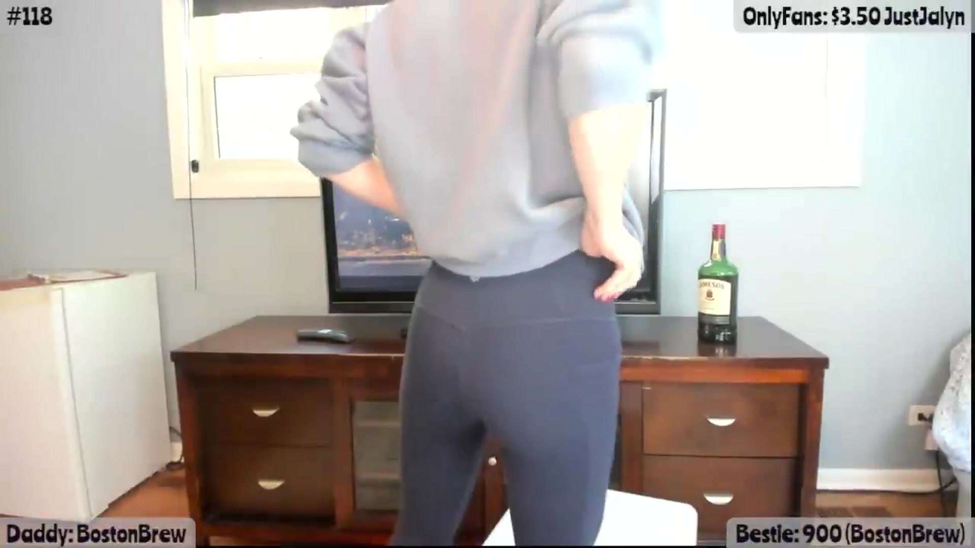 Gallery image thumbnail from Jalyn's myfreecams stream on, 06/18/2026, 23:01 image 13 of 20