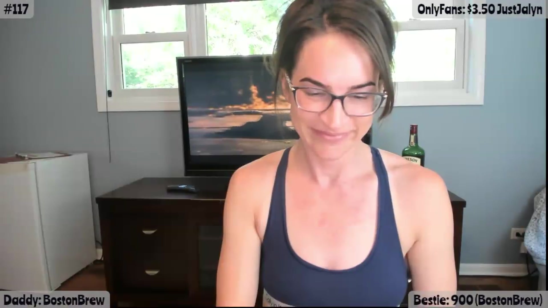 Gallery image thumbnail from Jalyn's myfreecams stream on, 06/18/2026, 23:01 image 15 of 20