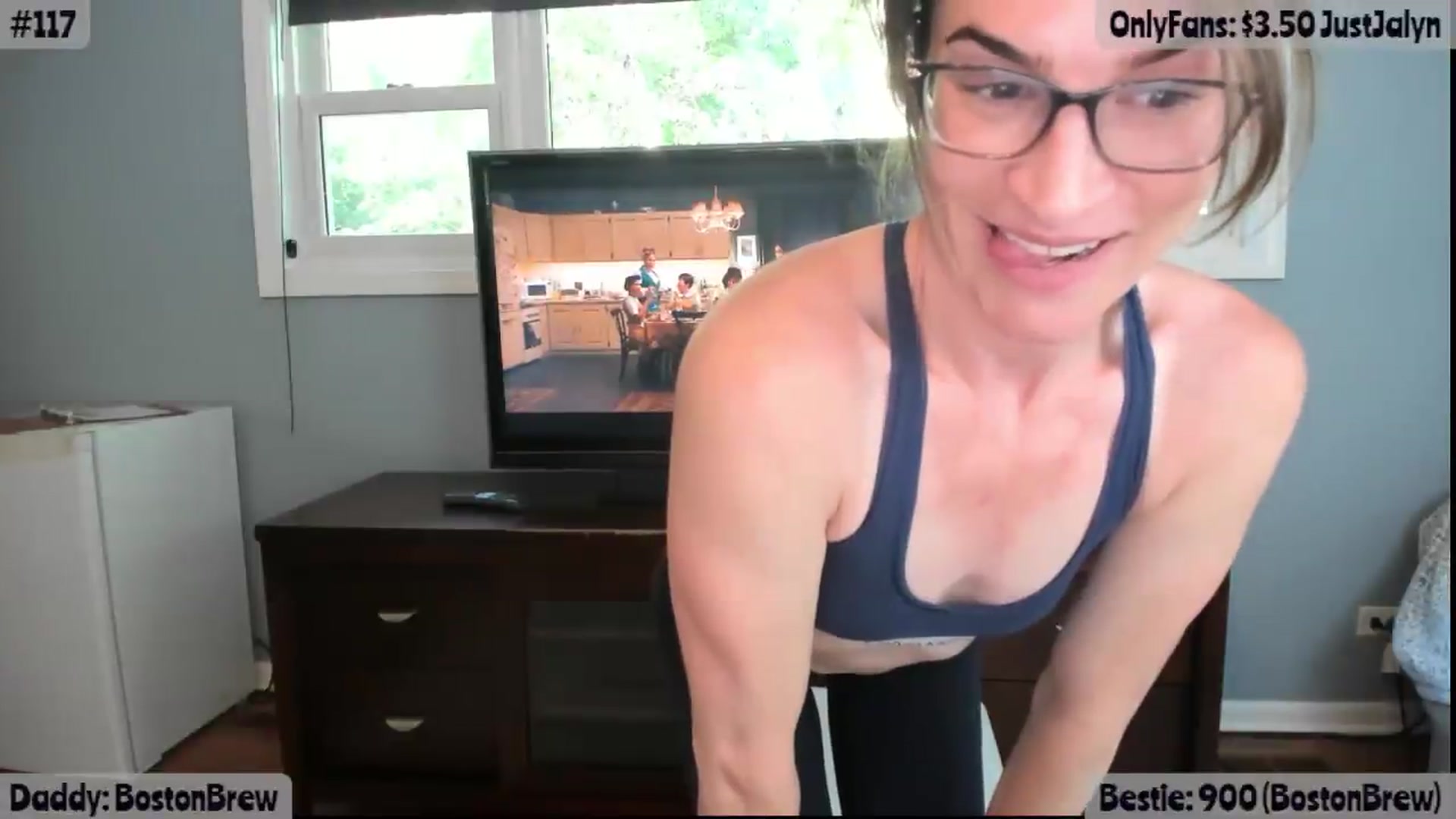 Gallery image thumbnail from Jalyn's myfreecams stream on, 06/18/2026, 23:01 image 14 of 20