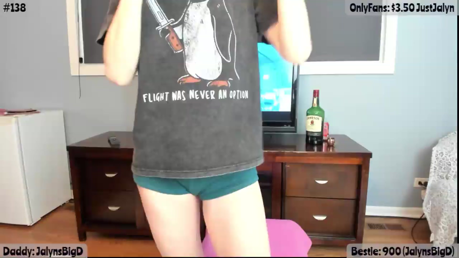 Gallery image thumbnail from Jalyn's myfreecams stream on, 06/22/2026, 24:49 image 12 of 20