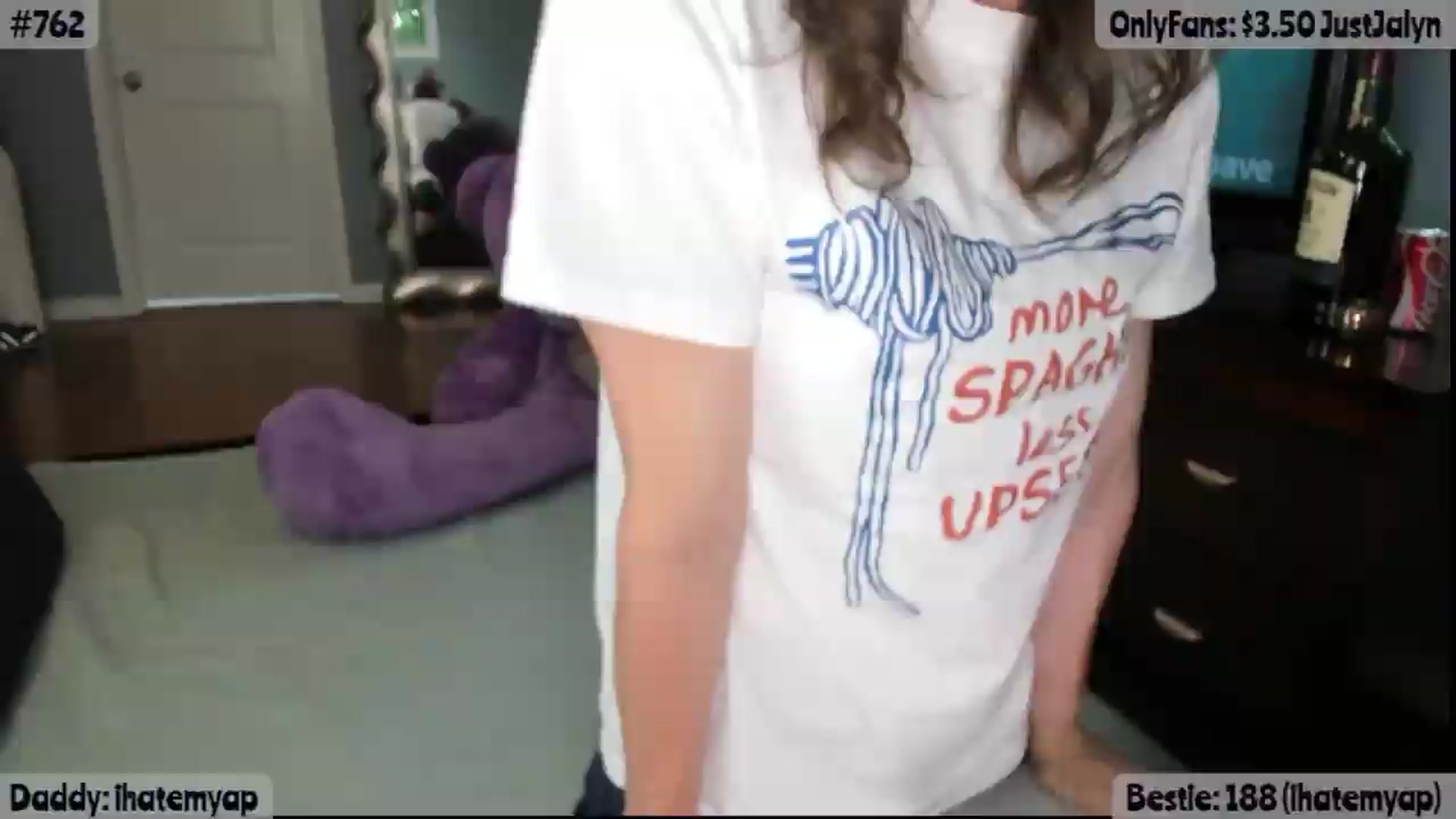 Gallery image thumbnail from Jalyn's myfreecams stream on, 07/04/2026, 14:33 image 16 of 20