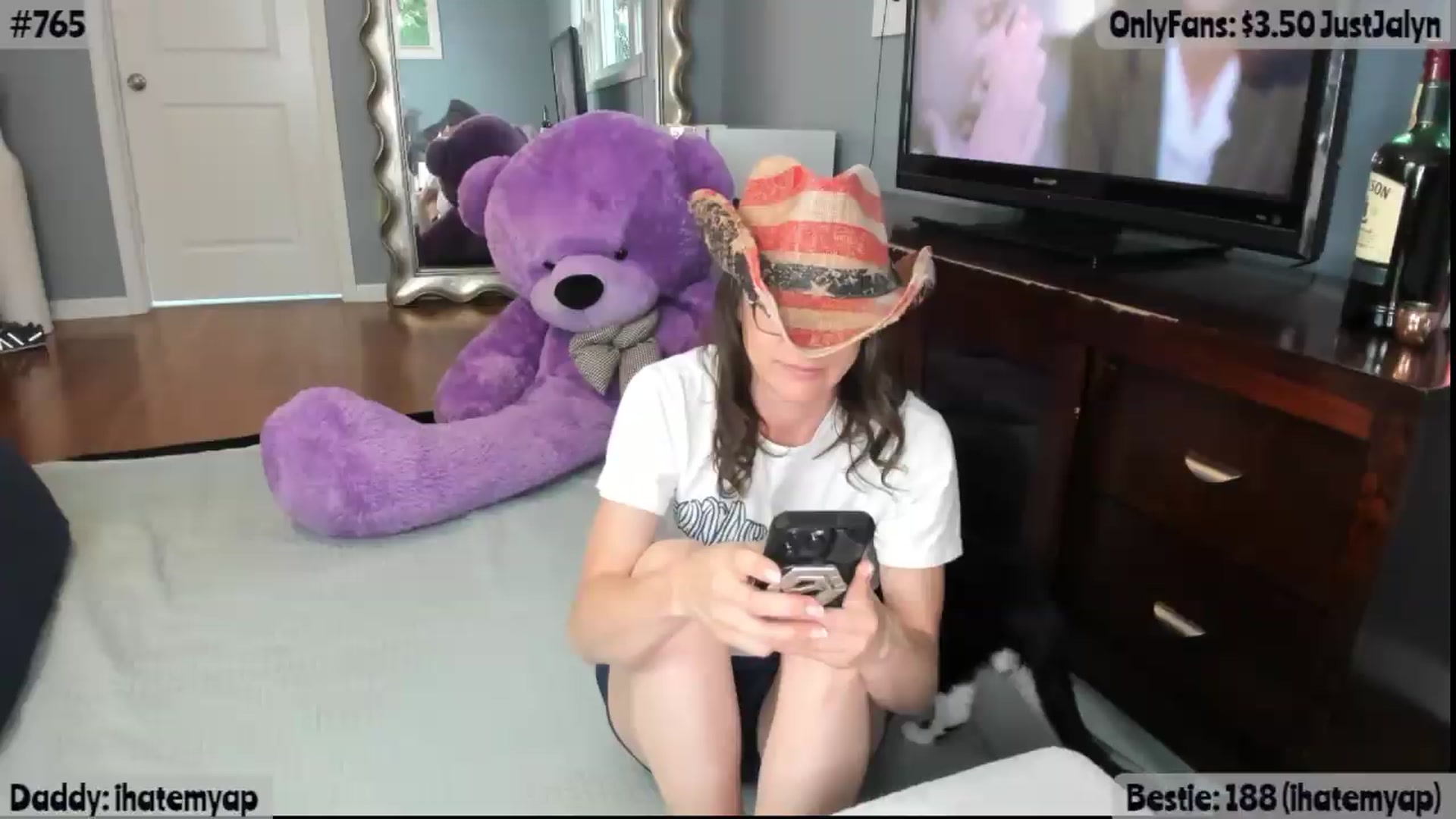 Gallery image thumbnail from Jalyn's myfreecams stream on, 07/04/2026, 14:59 image 7 of 20