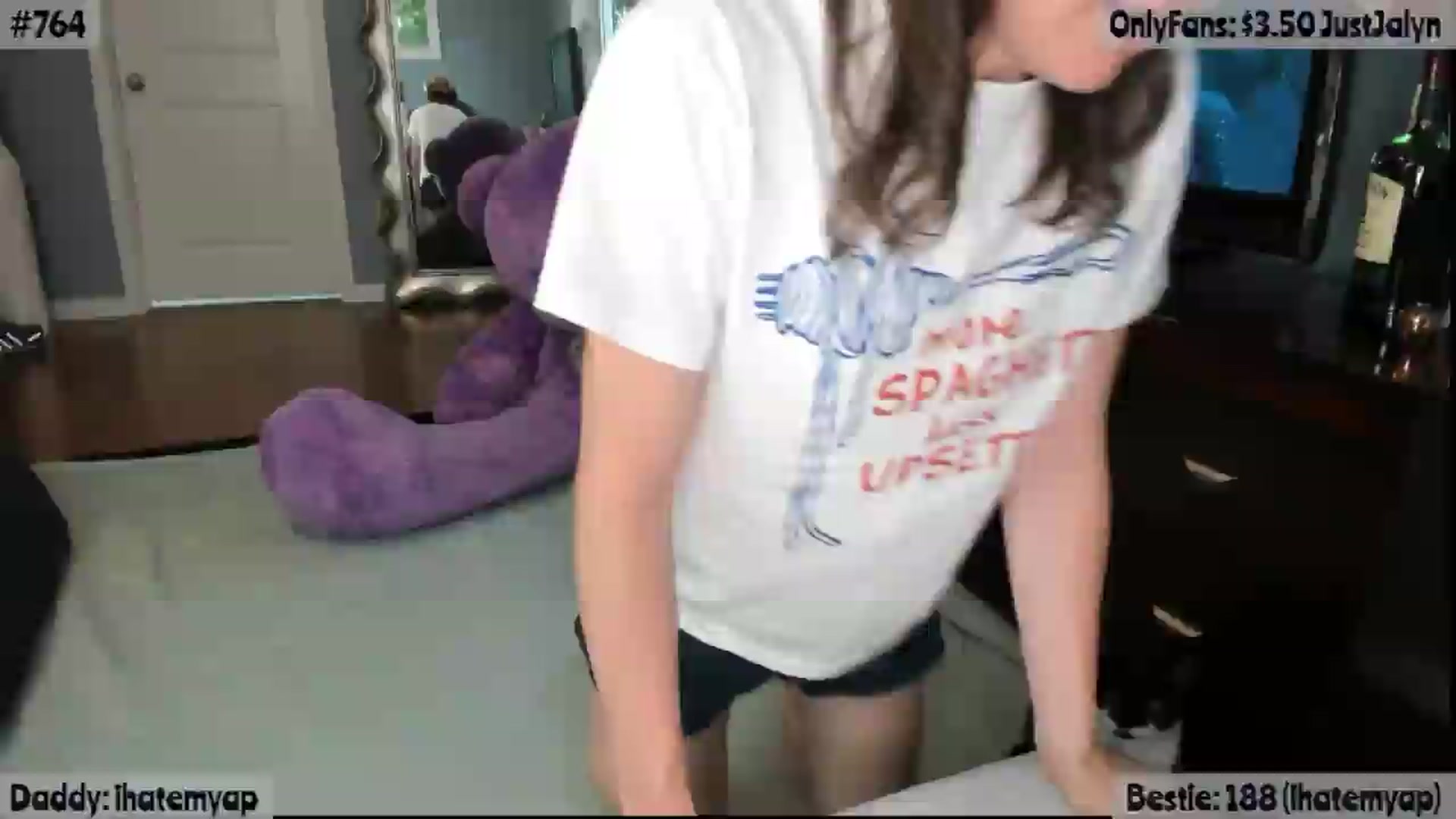 Gallery image thumbnail from Jalyn's myfreecams stream on, 07/04/2026, 14:59 image 1 of 20