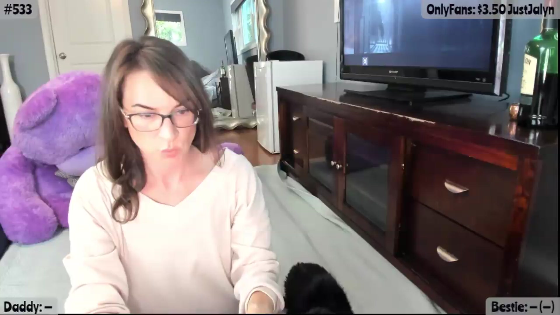 Gallery image thumbnail from Jalyn's myfreecams stream on, 07/08/2026, 24:01 image 3 of 20