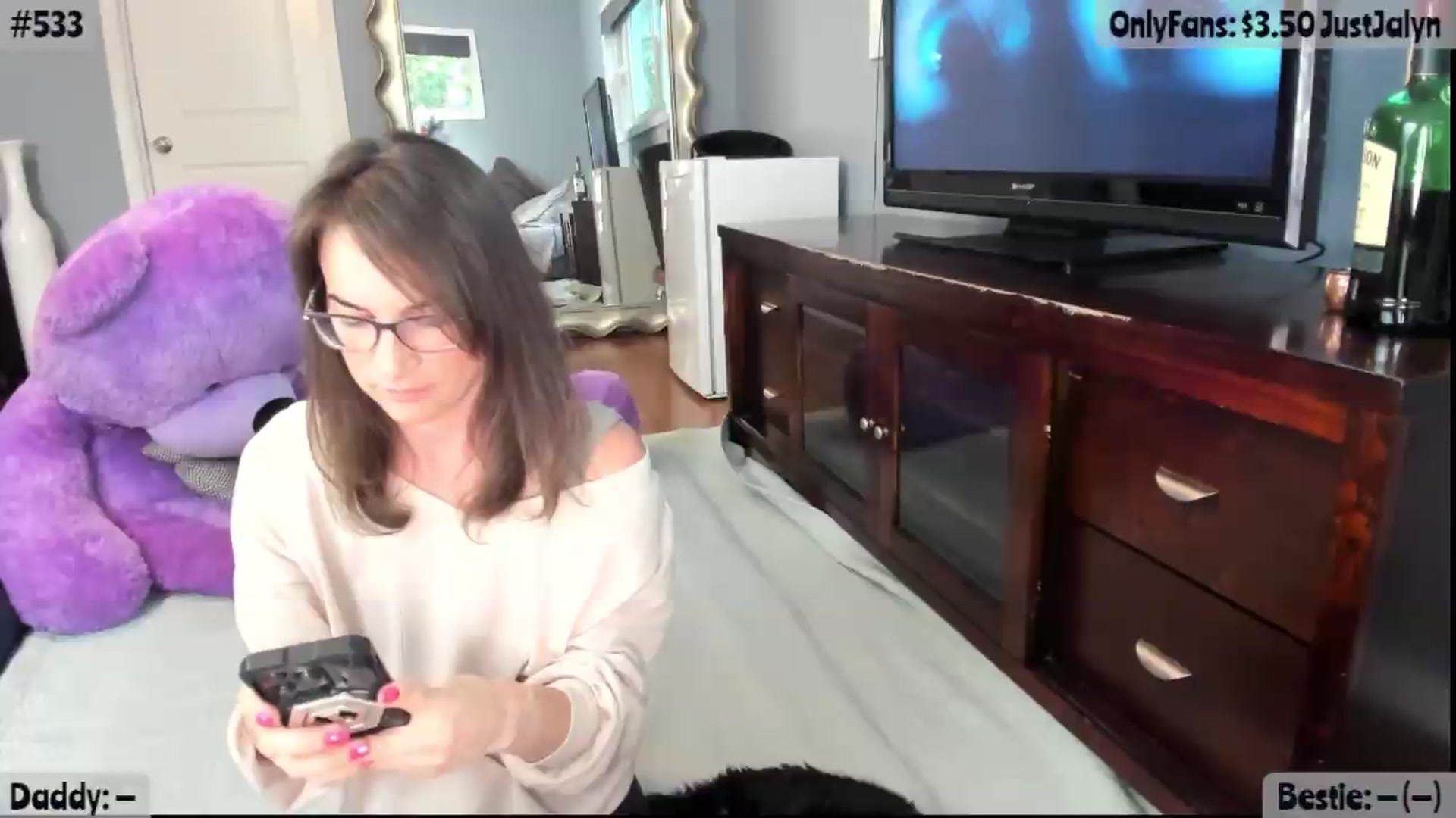 Gallery image thumbnail from Jalyn's myfreecams stream on, 07/08/2026, 24:01 image 7 of 20