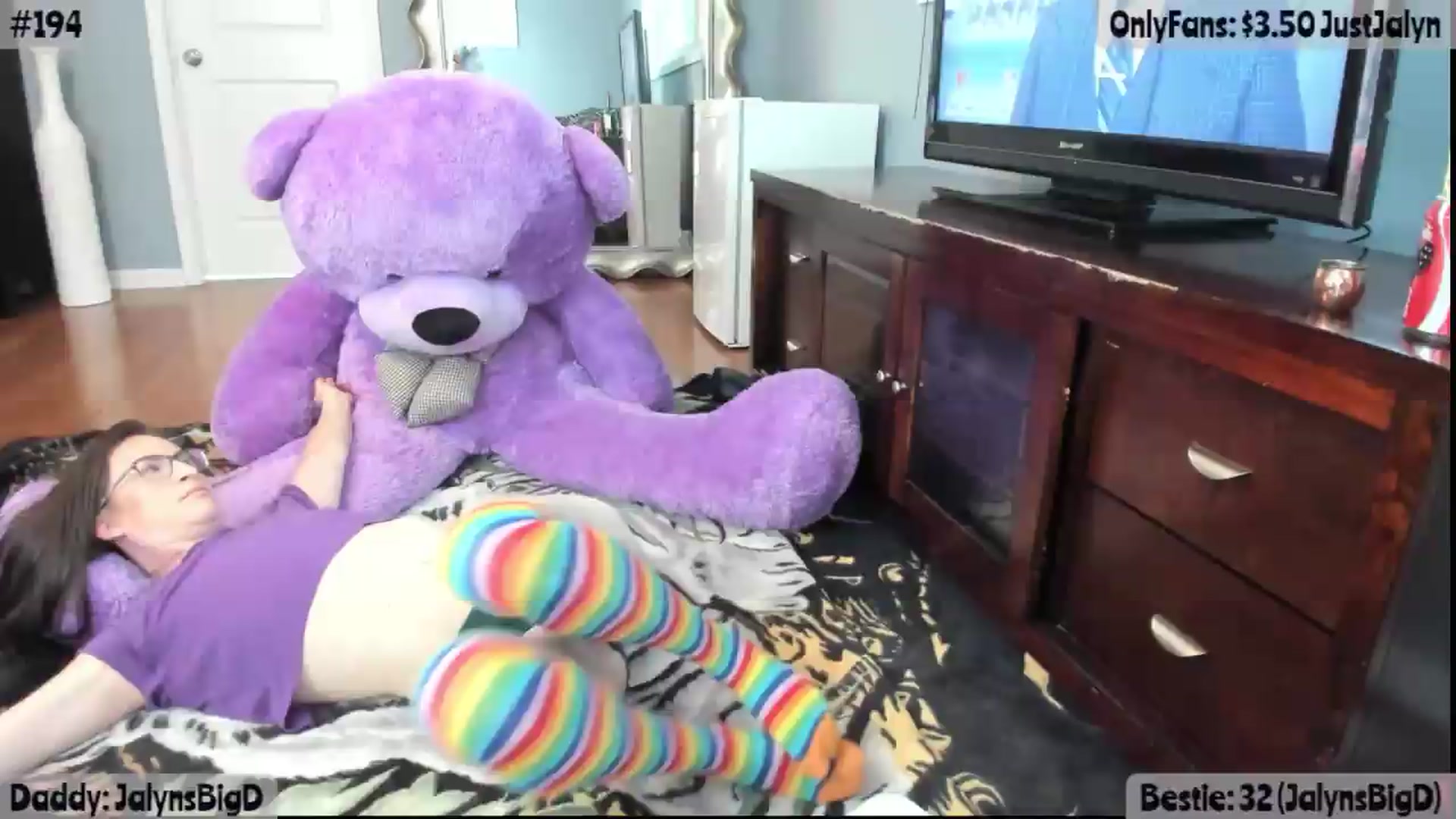 Gallery image thumbnail from Jalyn's myfreecams stream on, 07/10/2026, 23:08 image 18 of 20