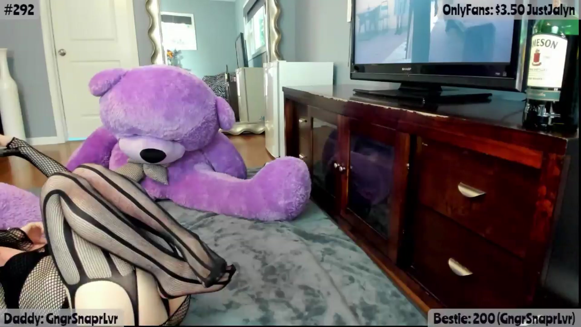 Gallery image thumbnail from Jalyn's myfreecams stream on, 07/13/2026, 23:42 image 8 of 20