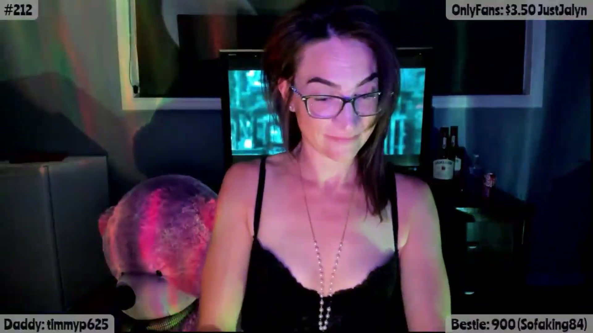 Gallery image thumbnail from Jalyn's myfreecams stream on, 08/08/2026, 01:40 image 17 of 20
