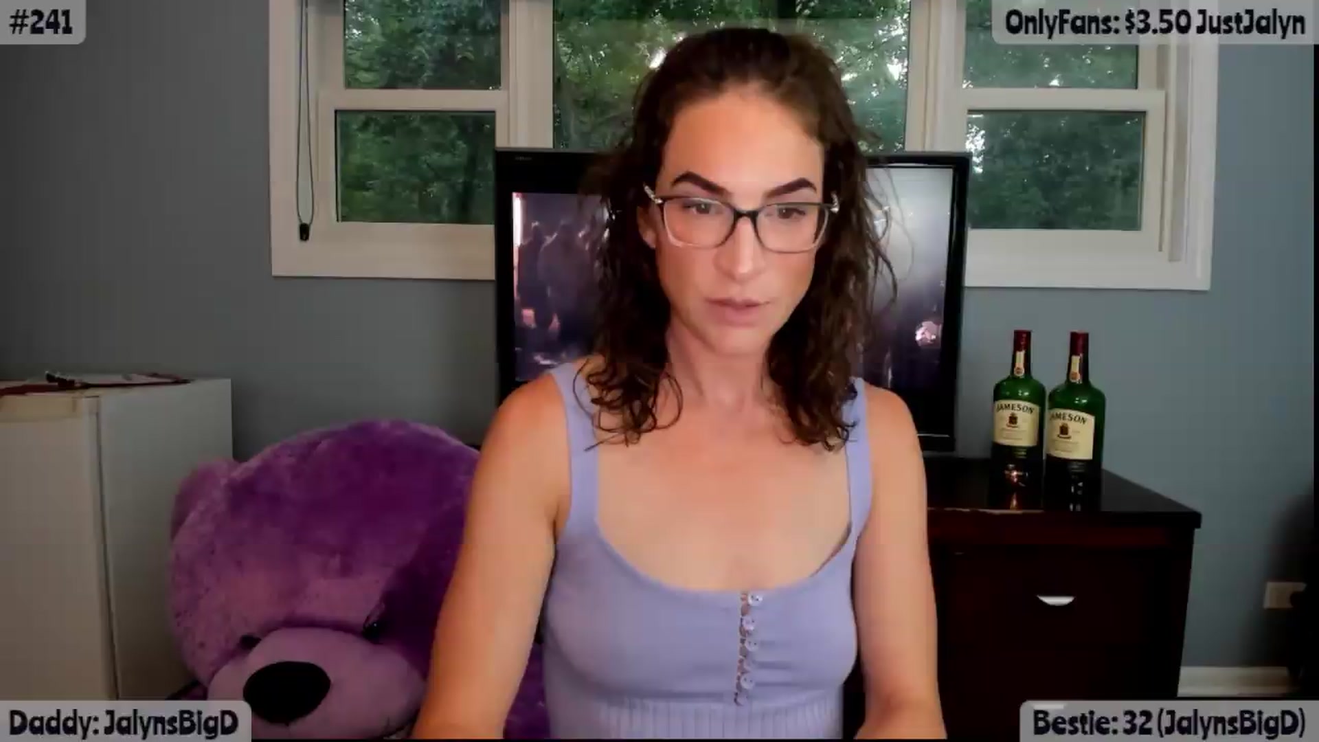 Gallery image thumbnail from Jalyn's myfreecams stream on, 08/11/2026, 24:03 image 16 of 20