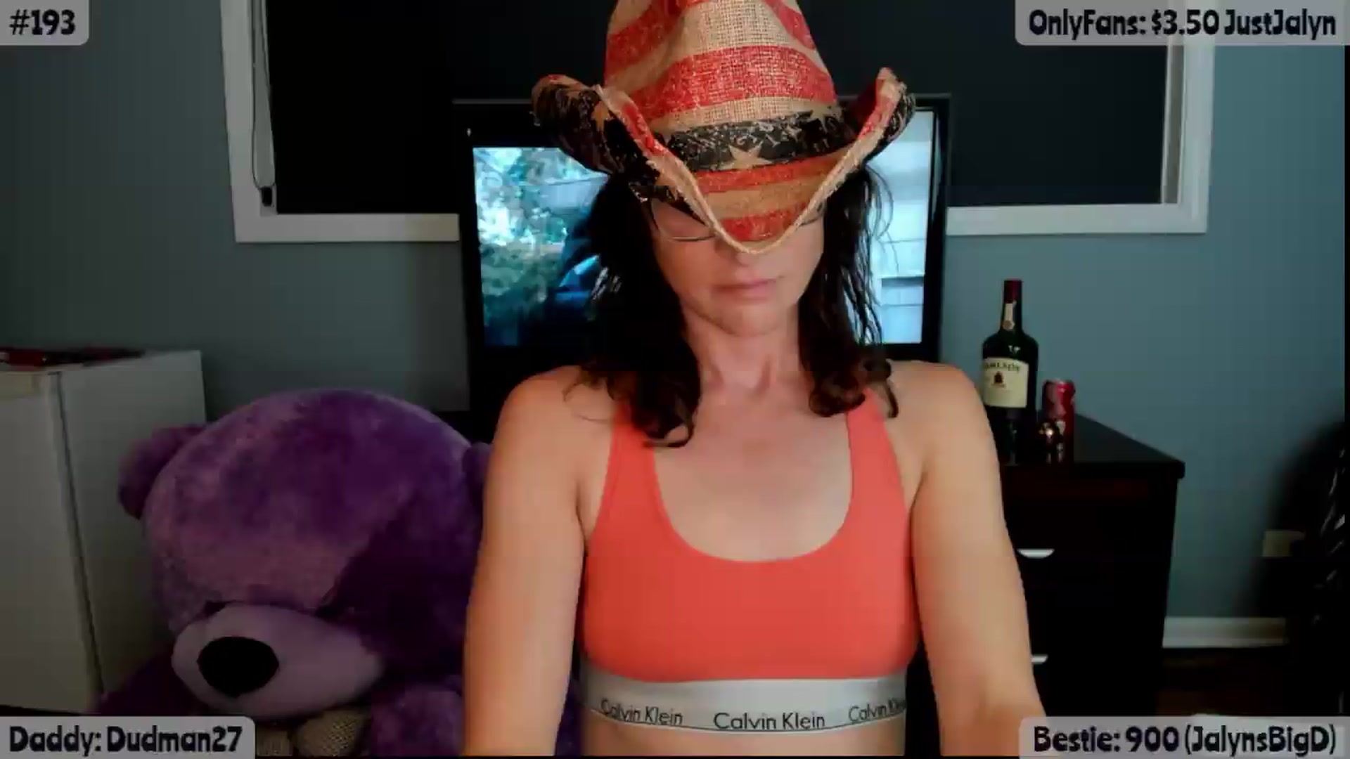 Gallery image thumbnail from Jalyn's myfreecams stream on, 08/12/2026, 02:52 image 14 of 20