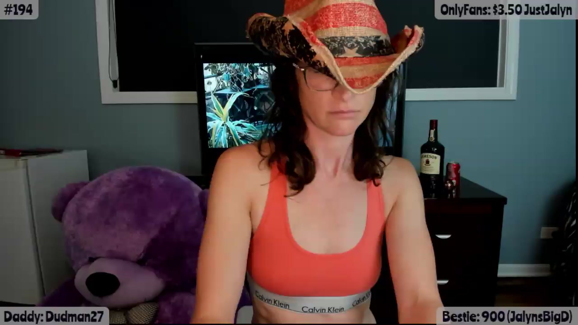 Gallery image thumbnail from Jalyn's myfreecams stream on, 08/12/2026, 02:52 image 17 of 20
