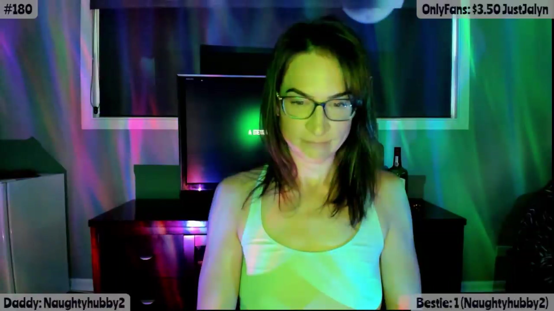 Gallery image thumbnail from Jalyn's myfreecams stream on, 08/17/2026, 24:45 image 16 of 20