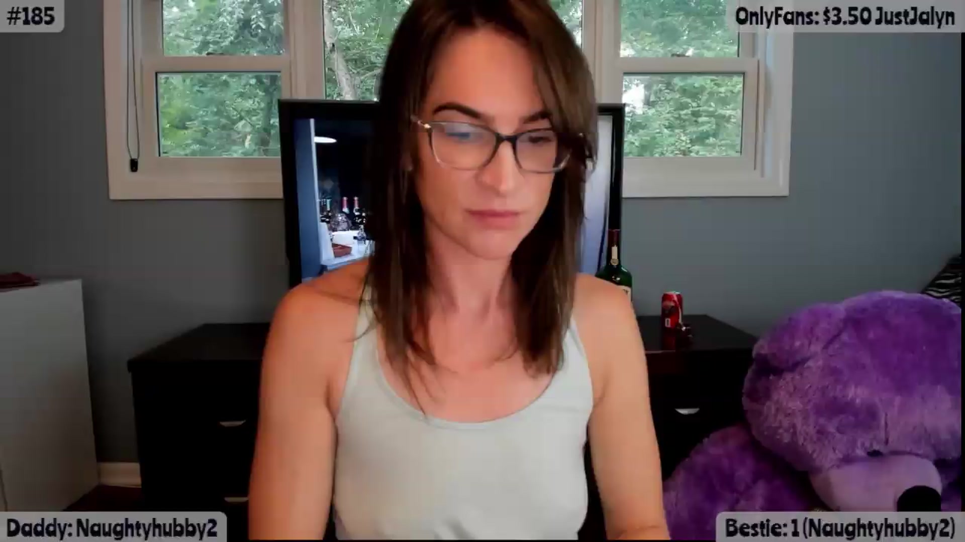 Gallery image thumbnail from Jalyn's myfreecams stream on, 08/17/2026, 24:45 image 7 of 20
