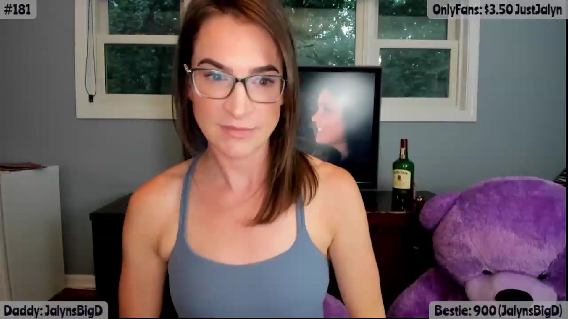 Gallery image thumbnail from Jalyn's myfreecams stream on, 08/18/2026, 01:33 image 11 of 20
