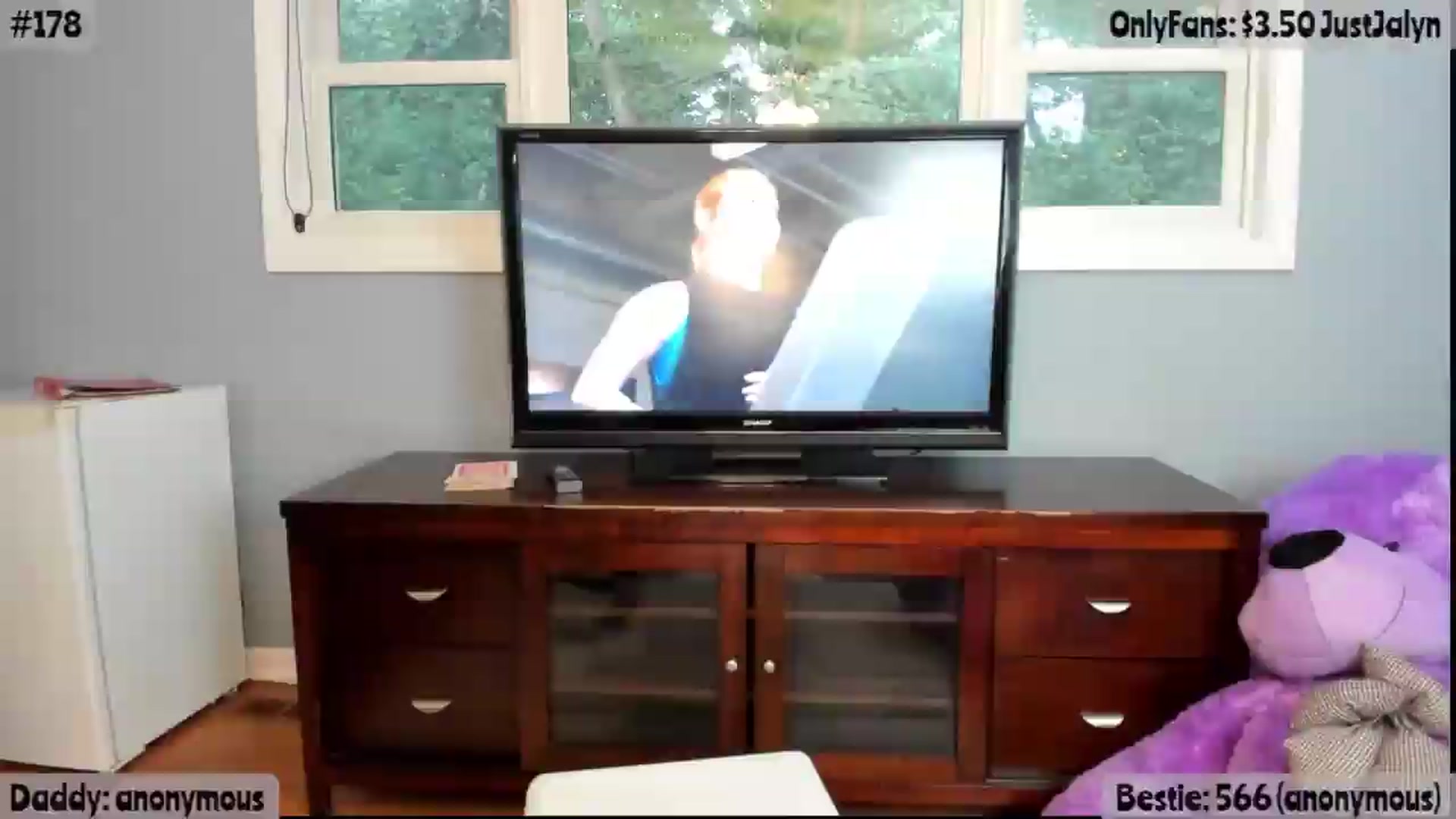 Gallery image thumbnail from Jalyn's myfreecams stream on, 08/23/2026, 24:24 image 8 of 20