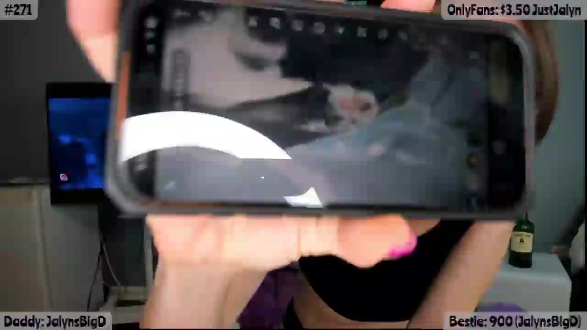 Gallery image thumbnail from Jalyn's myfreecams stream on, 09/04/2026, 24:01 image 14 of 20