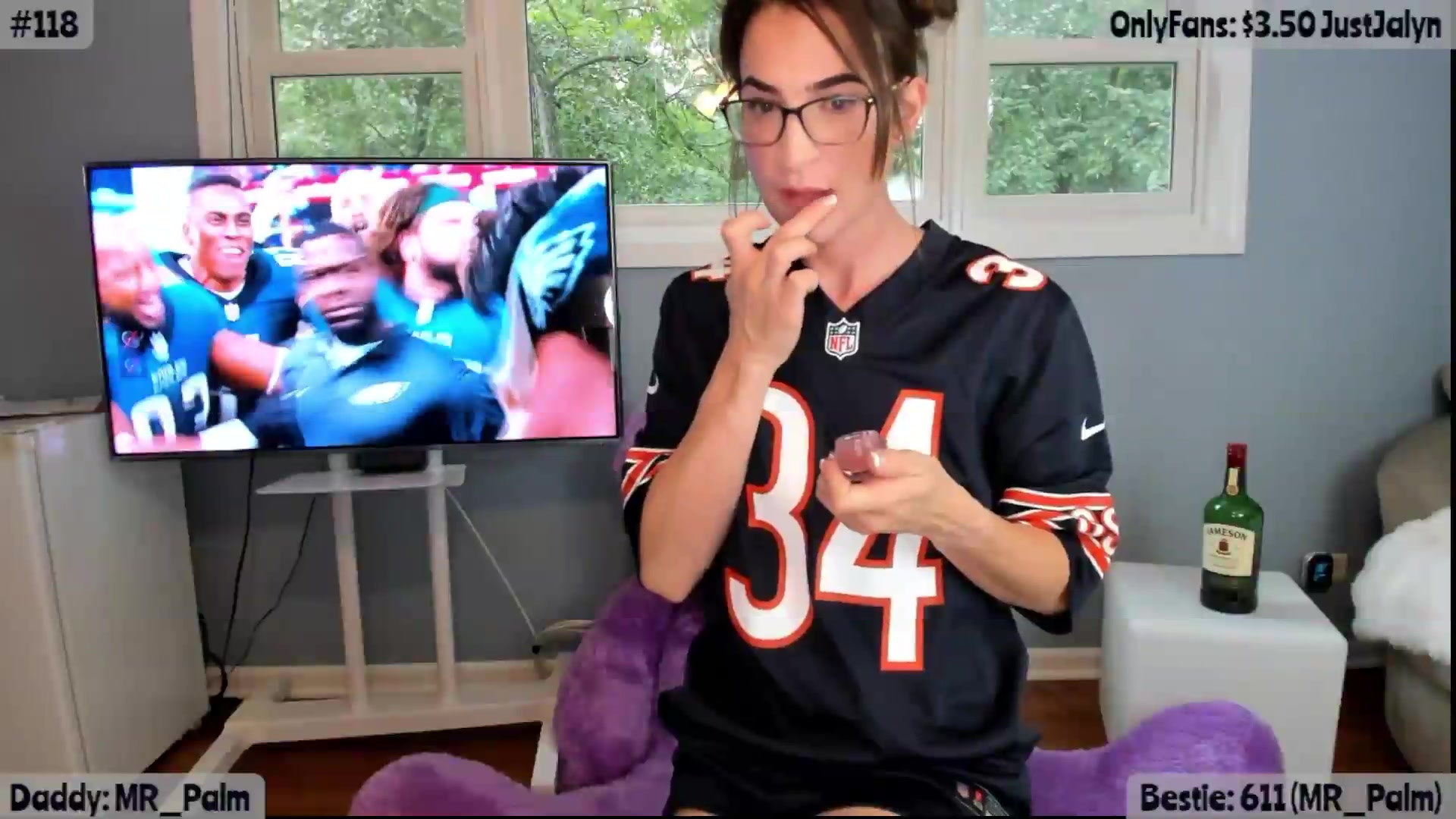 Gallery image thumbnail from Jalyn's myfreecams stream on, 09/20/2026, 19:08 image 10 of 20