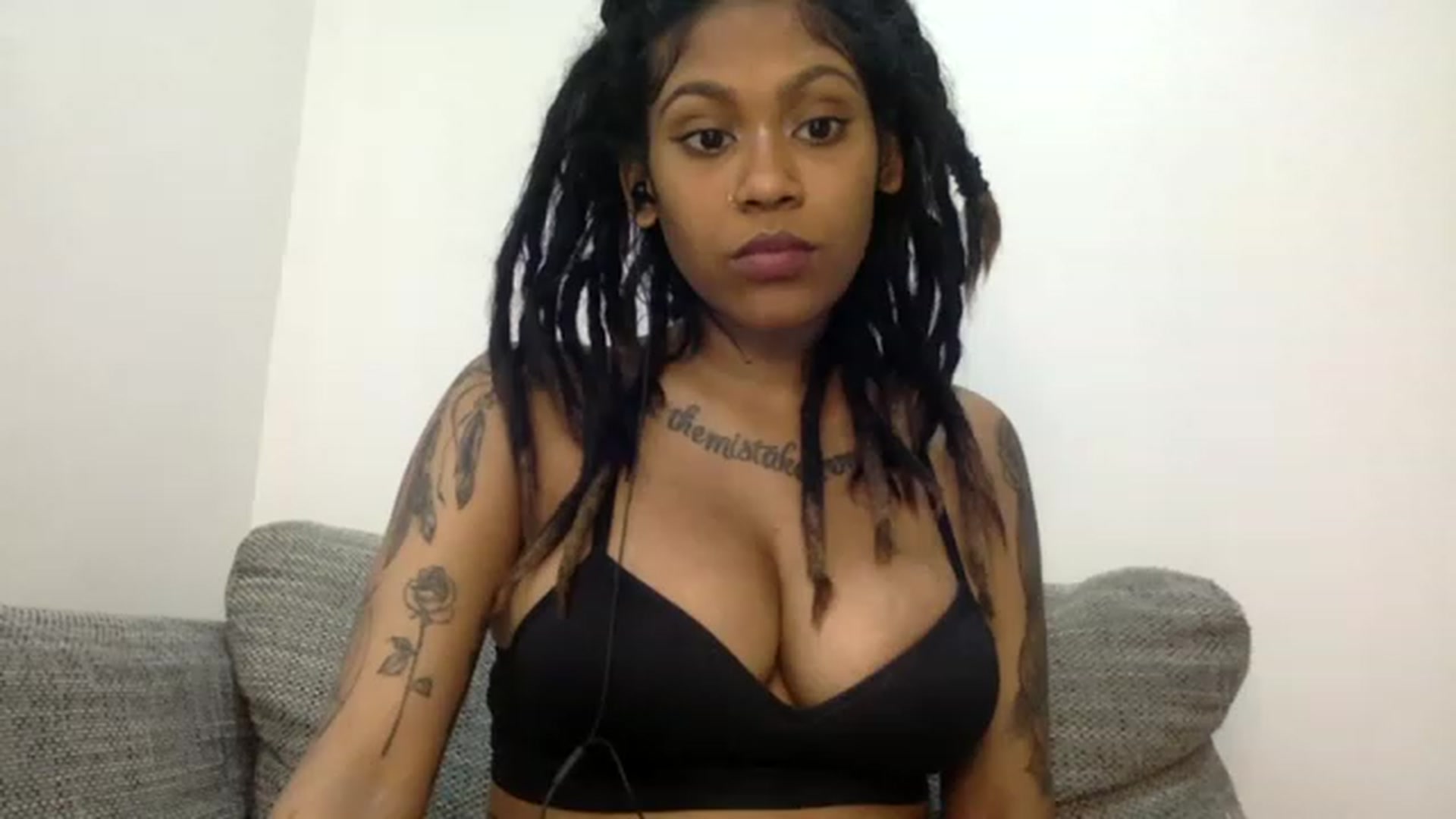 Gallery image thumbnail from Jamaicasex69's myfreecams stream on, 11/16/2022, 12:55 image 2 of 20