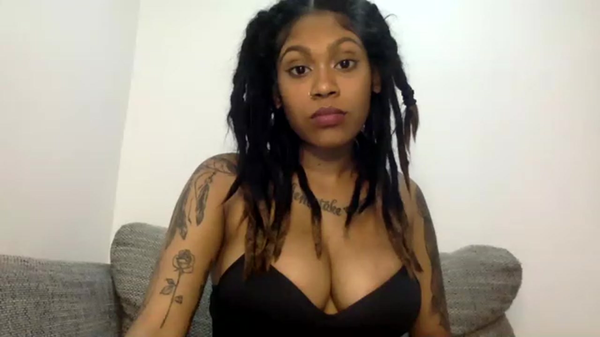 Gallery image thumbnail from Jamaicasex69's myfreecams stream on, 11/16/2022, 14:53 image 14 of 20