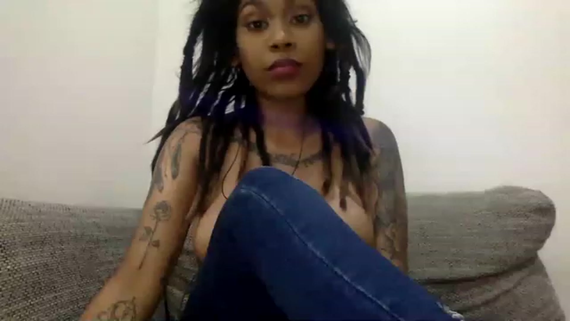 Gallery image thumbnail from Jamaicasex69's myfreecams stream on, 11/17/2022, 14:26 image 12 of 20