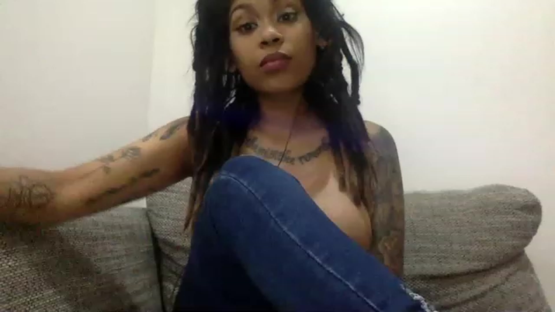 Gallery image thumbnail from Jamaicasex69's myfreecams stream on, 11/17/2022, 14:26 image 7 of 20