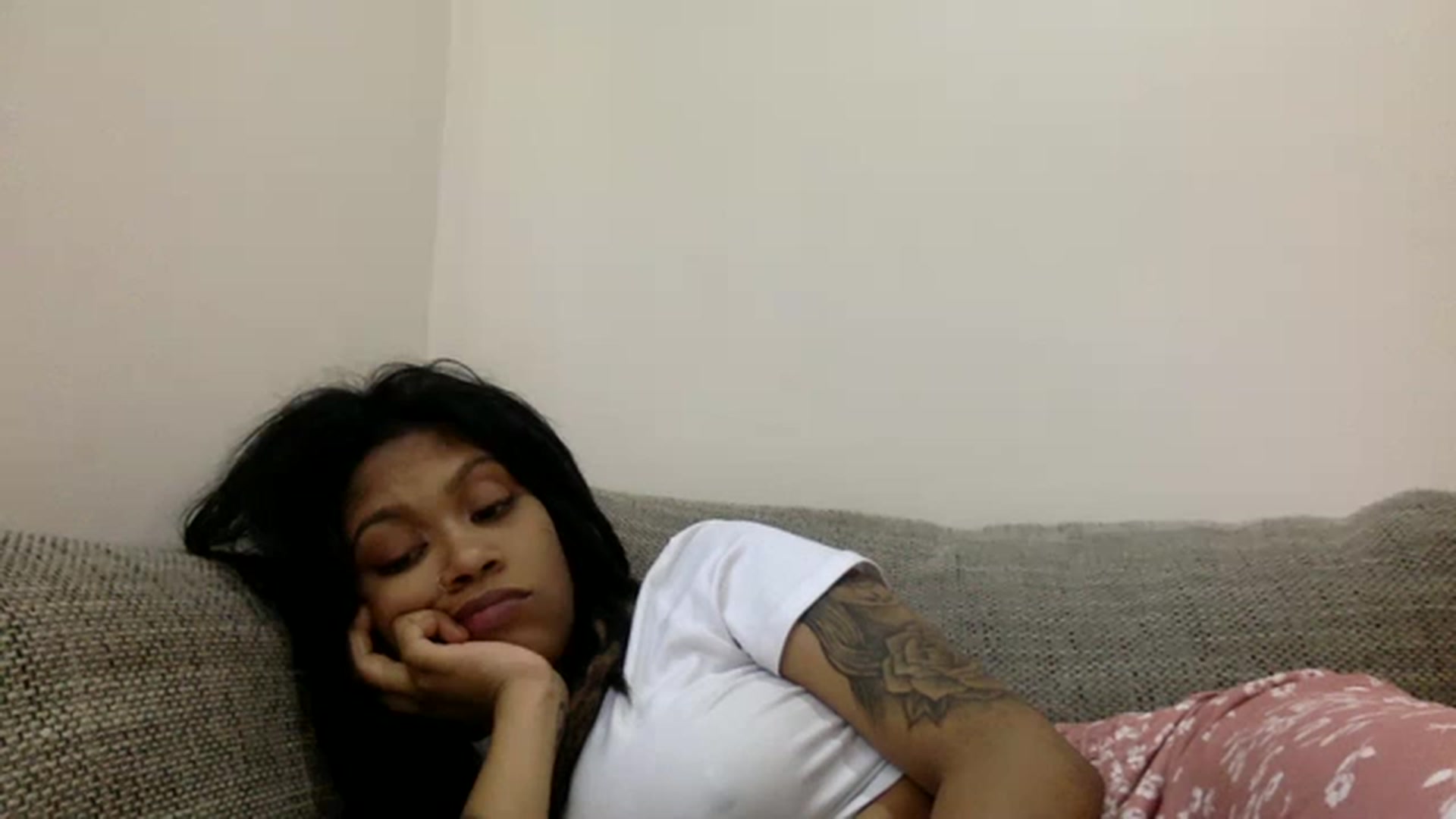 Gallery image thumbnail from Jamaicasex69's myfreecams stream on, 11/21/2022, 12:08 image 14 of 20