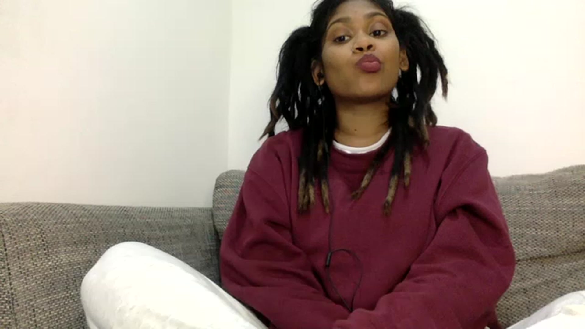 Gallery image thumbnail from Jamaicasex69's myfreecams stream on, 12/05/2022, 11:00 image 3 of 20