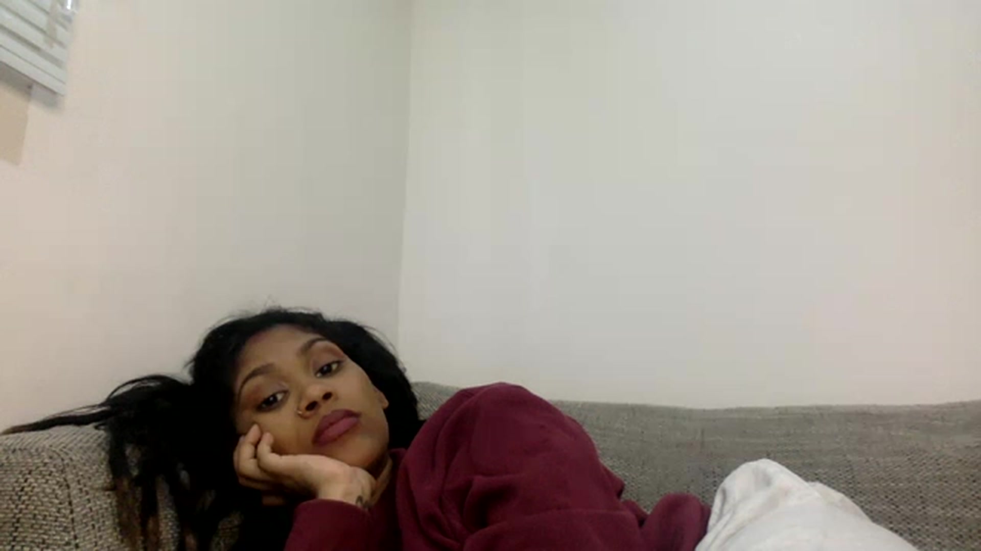Gallery image thumbnail from Jamaicasex69's myfreecams stream on, 12/05/2022, 12:45 image 16 of 20