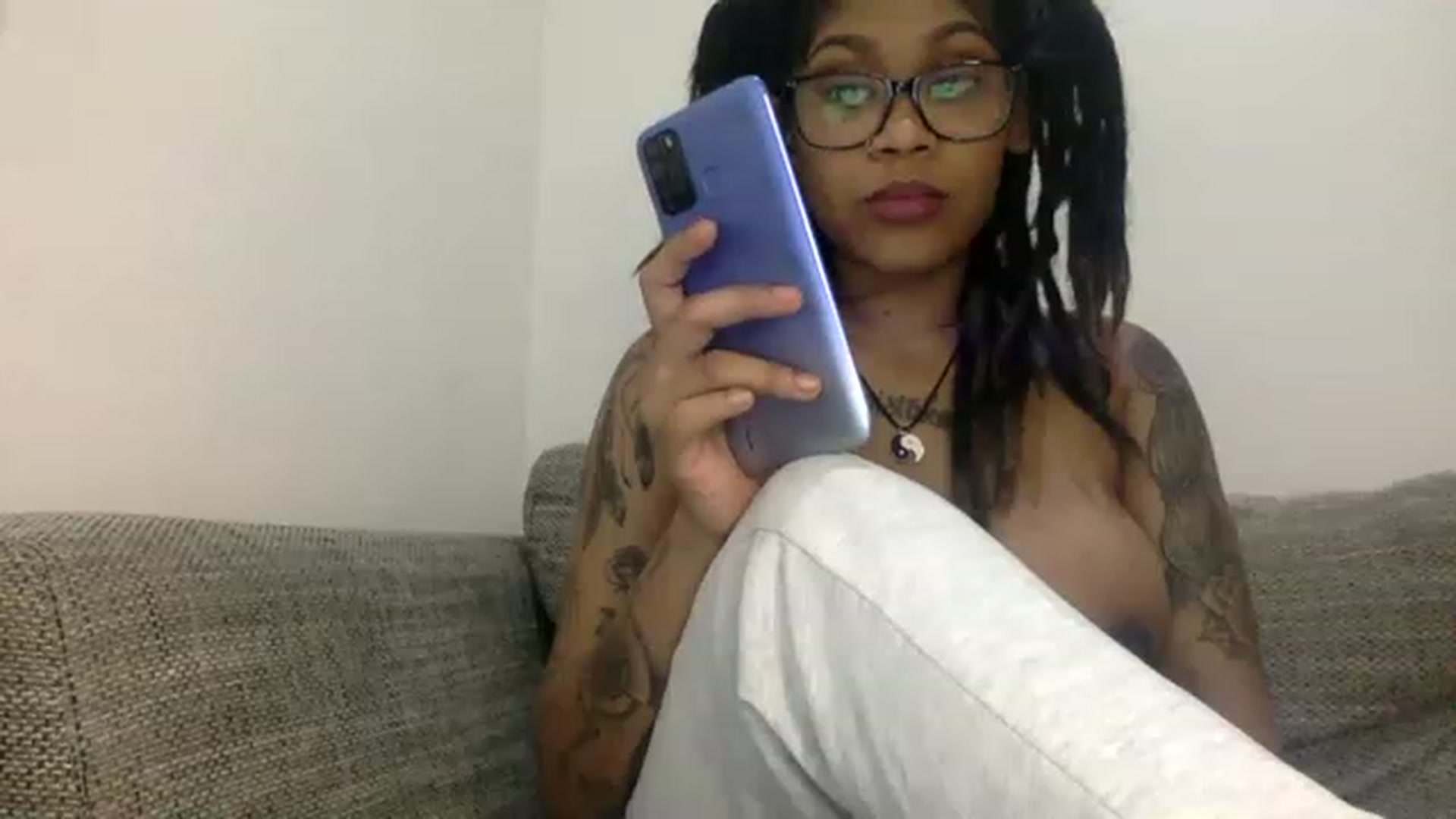 Gallery image thumbnail from Jamaicasex69's myfreecams stream on, 12/05/2022, 15:33 image 12 of 20