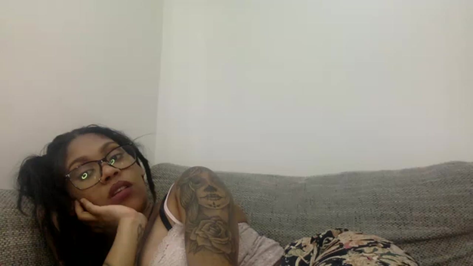Gallery image thumbnail from Jamaicasex69's myfreecams stream on, 12/06/2022, 09:18 image 16 of 20