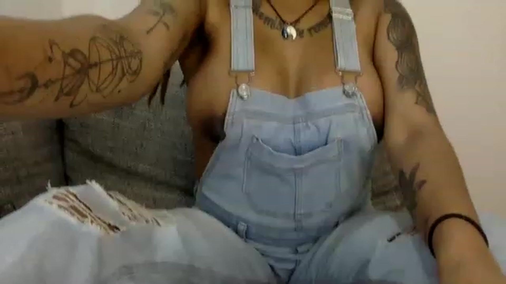 Gallery image thumbnail from Jamaicasex69's myfreecams stream on, 12/07/2022, 12:56 image 10 of 20