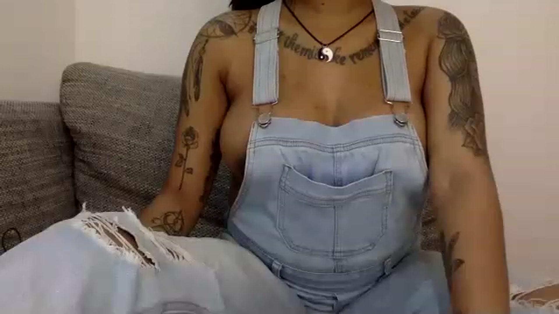 Gallery image thumbnail from Jamaicasex69's myfreecams stream on, 12/07/2022, 12:56 image 16 of 20