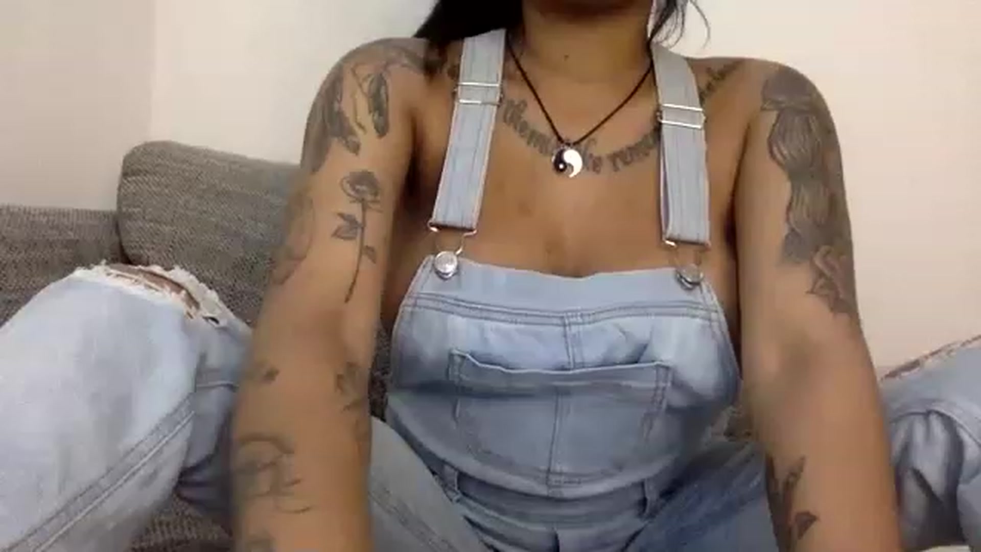 Gallery image thumbnail from Jamaicasex69's myfreecams stream on, 12/07/2022, 12:56 image 2 of 20