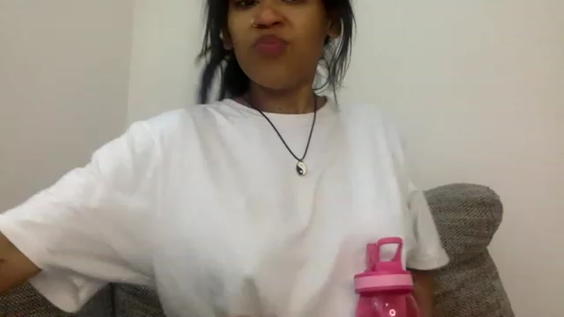 Gallery image thumbnail from Jamaicasex69's myfreecams stream on, 12/08/2022, 10:34 image 2 of 20