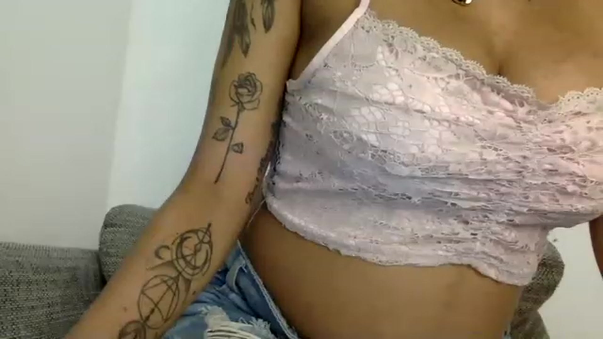 Gallery image thumbnail from Jamaicasex69's myfreecams stream on, 12/09/2022, 09:26 image 14 of 20
