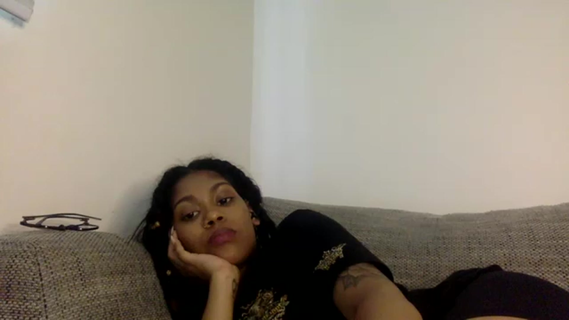 Gallery image thumbnail from Jamaicasex69's myfreecams stream on, 12/17/2022, 11:38 image 8 of 20